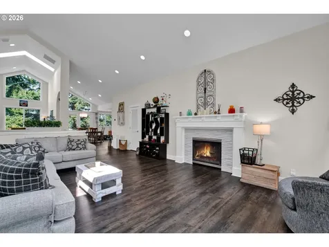3343 Bentley Avenue Eugene OR 97405