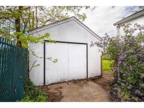 300 21st Street Springfield OR 97477