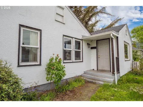 300 21st Street Springfield OR 97477
