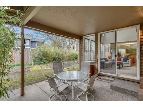 2784 NE 9th Drive Hillsboro OR 97124