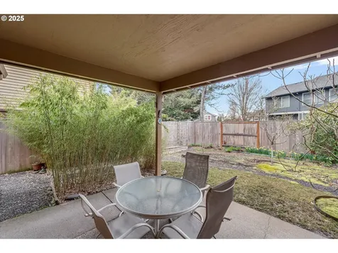 2784 NE 9th Drive Hillsboro OR 97124