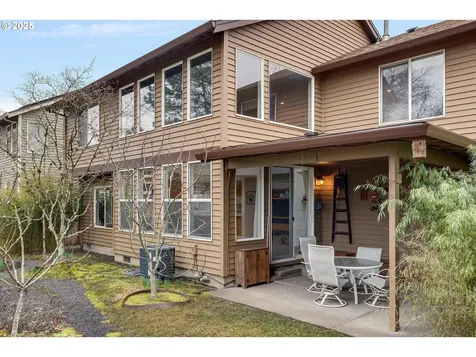 2784 NE 9th Drive Hillsboro OR 97124