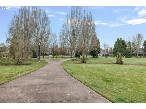 2784 NE 9th Drive Hillsboro OR 97124