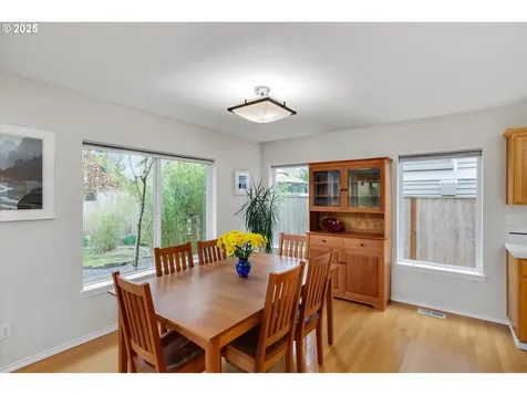 2784 NE 9th Drive Hillsboro OR 97124