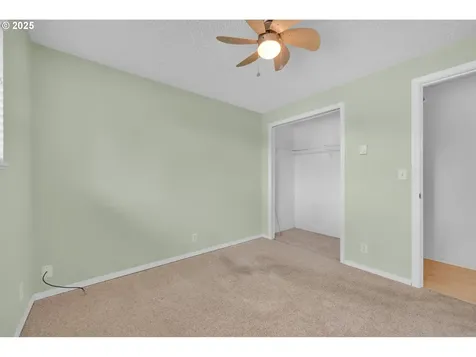 4297 Dove Lane Eugene OR 97402