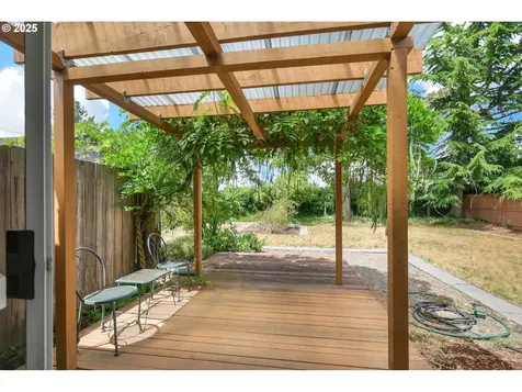 4297 Dove Lane Eugene OR 97402