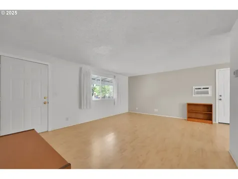 4297 Dove Lane Eugene OR 97402