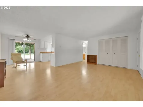 4297 Dove Lane Eugene OR 97402