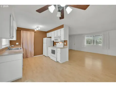 4297 Dove Lane Eugene OR 97402