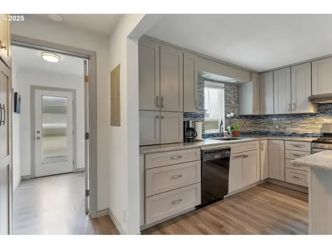 60 Raven Lane Depoe Bay OR 97341