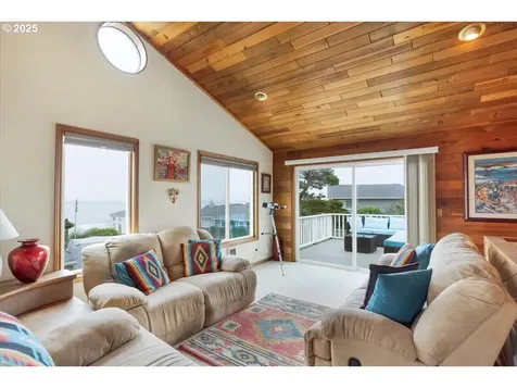 60 Raven Lane Depoe Bay OR 97341