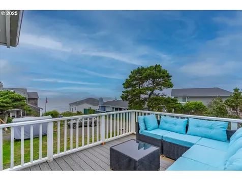 60 Raven Lane Depoe Bay OR 97341