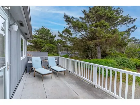 60 Raven Lane Depoe Bay OR 97341