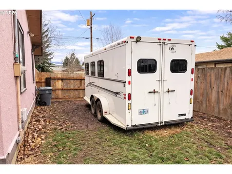 102 Lake Avenue La Grande OR 97850