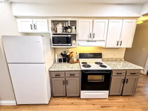102 Lake Avenue La Grande OR 97850