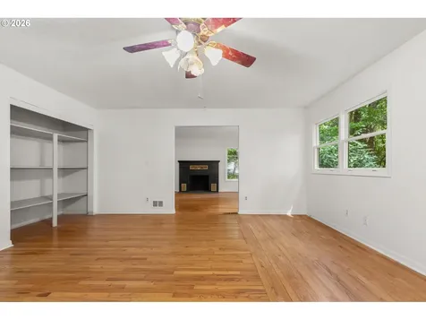 7575 SW Greenwood Drive Portland OR 97223