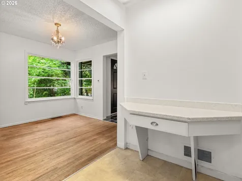 7575 SW Greenwood Drive Portland OR 97223
