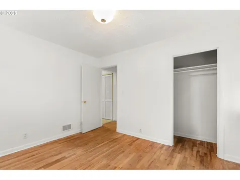 7575 SW Greenwood Drive Portland OR 97223
