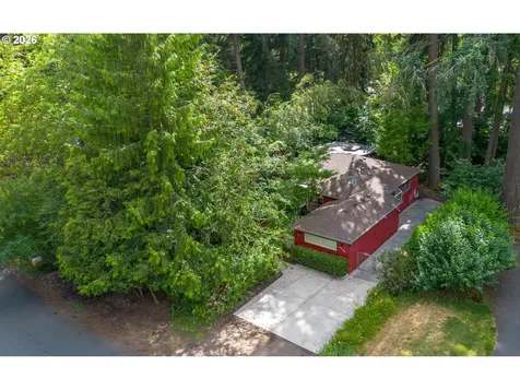 7575 SW Greenwood Drive Portland OR 97223