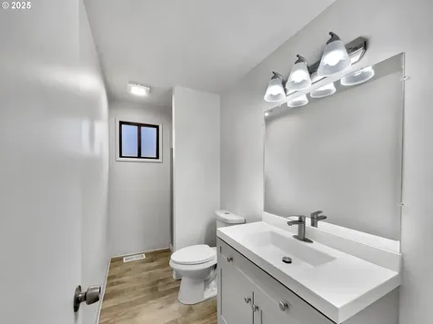190 SE 32nd Avenue Hillsboro OR 97123