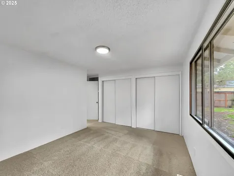 190 SE 32nd Avenue Hillsboro OR 97123