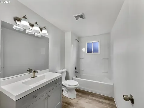 190 SE 32nd Avenue Hillsboro OR 97123