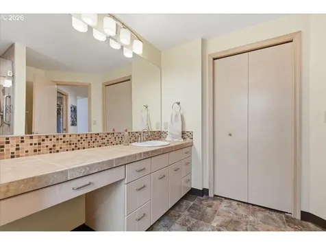 2804 SE Spyglass Drive Vancouver WA 98683