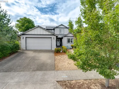 411 Vine Avenue Woodburn OR 97071