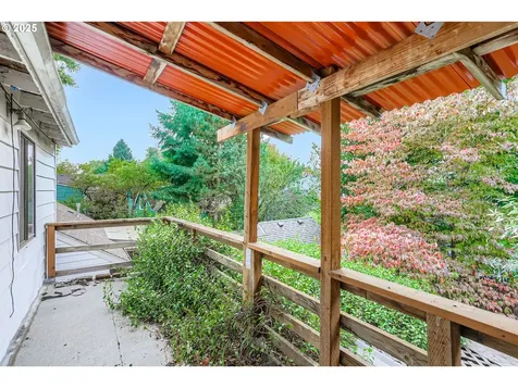 7135 SE 36th Avenue Portland OR 97202