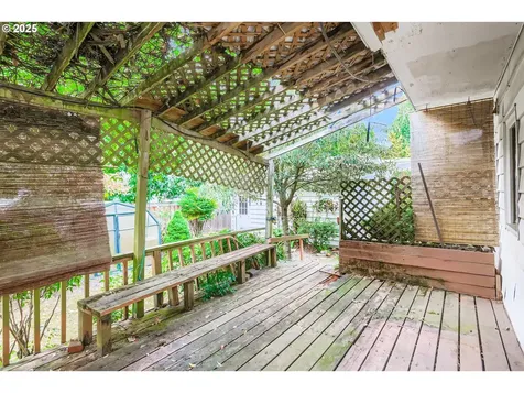 7135 SE 36th Avenue Portland OR 97202