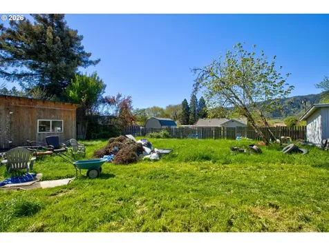 210 Adams Street Myrtle Creek OR 97457