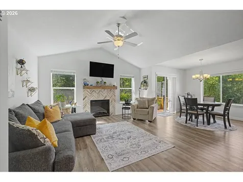 1760 Wayfarer Lane Tillamook OR 97141