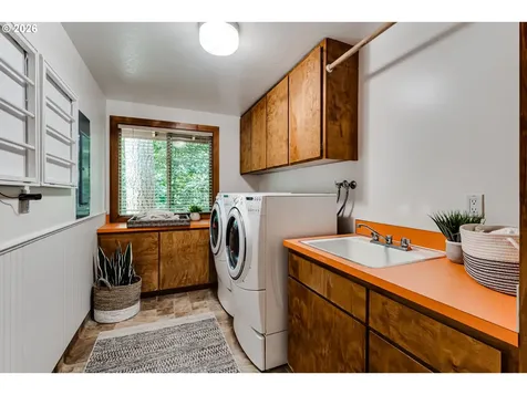 3506 Spring Boulevard Eugene OR 97405