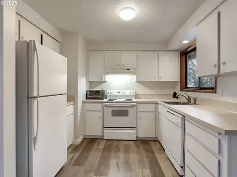 2916 NE 122nd Avenue Portland OR 97230