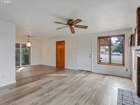 2916 NE 122nd Avenue Portland OR 97230