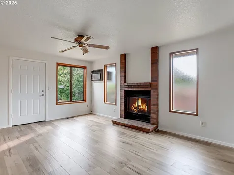 2916 NE 122nd Avenue Portland OR 97230