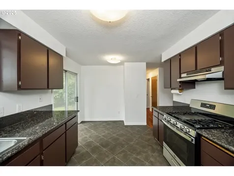 6551 SW Taylors Ferry Road Portland OR 97223