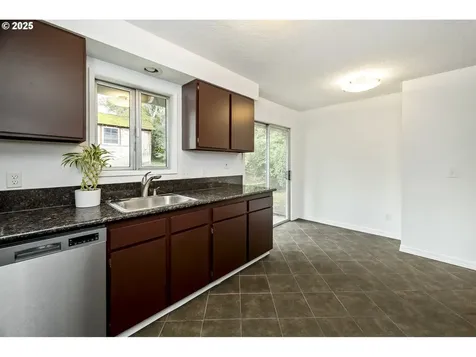 6551 SW Taylors Ferry Road Portland OR 97223