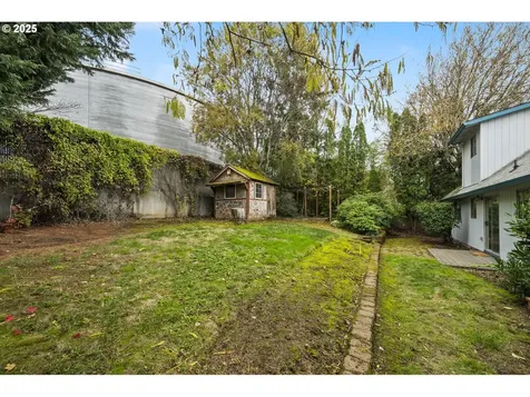 6551 SW Taylors Ferry Road Portland OR 97223