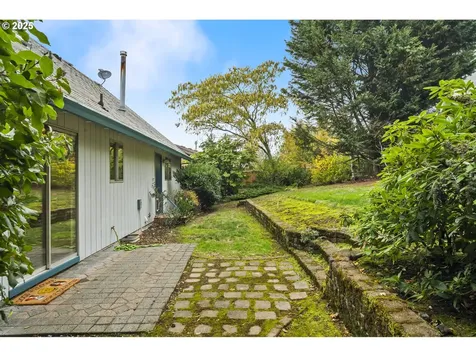 6551 SW Taylors Ferry Road Portland OR 97223
