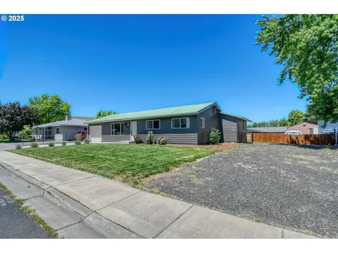 4303 SW Sheridan Avenue Pendleton OR 97801