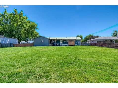 4303 SW Sheridan Avenue Pendleton OR 97801