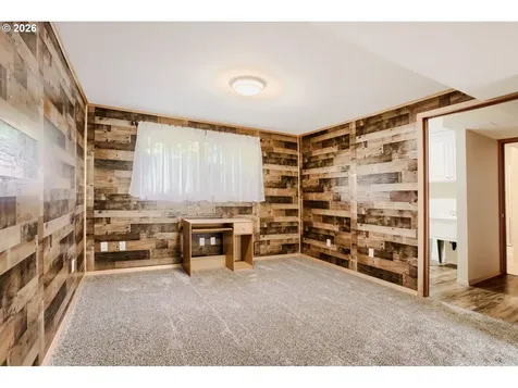 7025 SW Hoodview Place Beaverton OR 97008