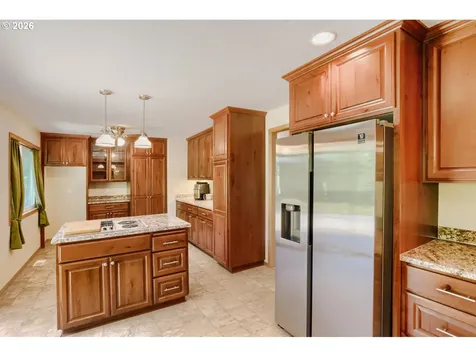 7025 SW Hoodview Place Beaverton OR 97008