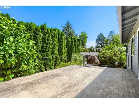 7025 SW Hoodview Place Beaverton OR 97008