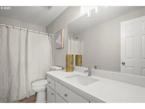 7841 SE 62nd Avenue Portland OR 97206