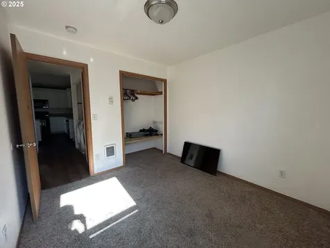 1633 SE Jonathan Avenue Dallas OR 97338