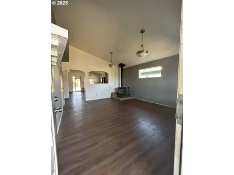 1633 SE Jonathan Avenue Dallas OR 97338