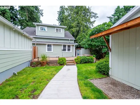 504 W 32nd Street Vancouver WA 98660