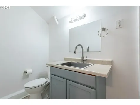 504 W 32nd Street Vancouver WA 98660